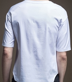 市场上装-T恤-时尚男装t恤