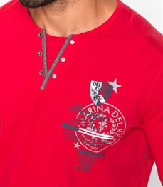 市场上装-T恤-时尚商务t恤