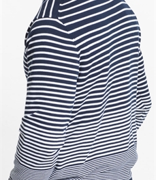 市场上装-毛衫-时尚商务毛衫