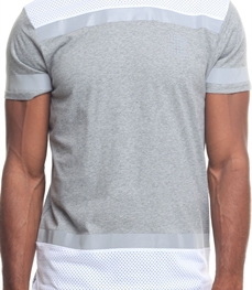 市场上装-T恤-时尚男装t恤