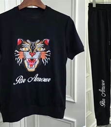 市场上装-套装-休闲男装套装