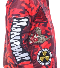 市场上装-夹克-时尚男装夹克