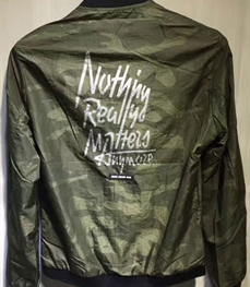 市场上装-夹克-时尚男装夹克