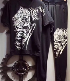 市场上装-套装-休闲男装套装