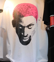 市场上装-T恤-（实拍）时尚男装t恤