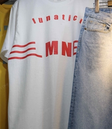 市场上装-T恤-（实拍）时尚男装t恤