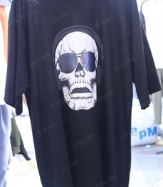 市场上装-T恤-（实拍）时尚男装t恤