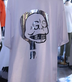 市场上装-T恤-（实拍）时尚男装t恤