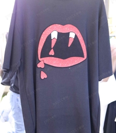 市场上装-T恤-（实拍）时尚男装t恤