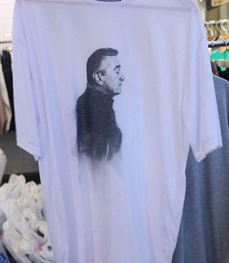 市场上装-T恤-（实拍）时尚男装t恤