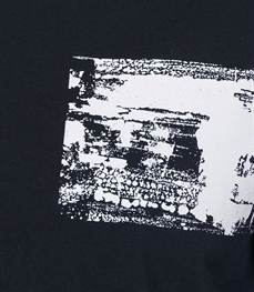 市场上装-T恤-休闲男装t恤