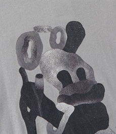 市场上装-T恤-休闲男装t恤