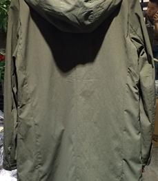 市场上装-中长外套-时尚男装中长外套