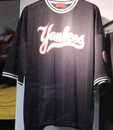 市场上装-T恤-（实拍）时尚男装t恤