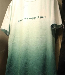 市场上装-T恤-（实拍）时尚男装t恤