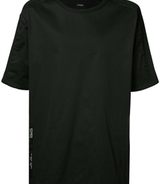 市场上装-T恤-休闲男装t恤