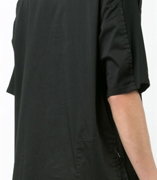 市场上装-T恤-休闲男装t恤