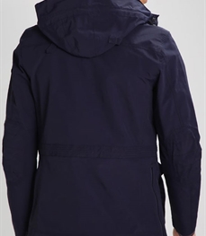 市场上装-中长外套-休闲男装中长外套