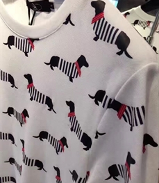 市场上装-T恤-时尚男装t恤