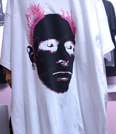 市场上装-T恤-（实拍）时尚男装t恤