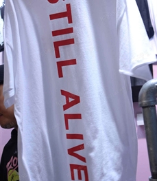 市场上装-T恤-（实拍）时尚男装t恤