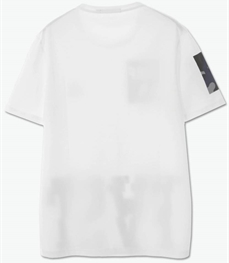 市场上装-T恤-休闲男装t恤