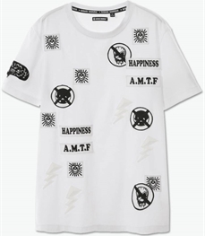 市场上装-T恤-休闲男装t恤