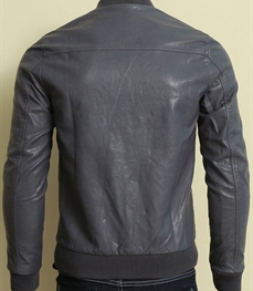 市场上装-皮衣-时尚男装皮衣