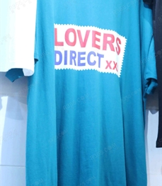 市场上装-T恤-（实拍）时尚男装t恤