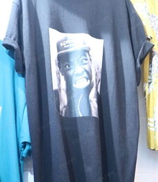 市场上装-T恤-（实拍）时尚男装t恤