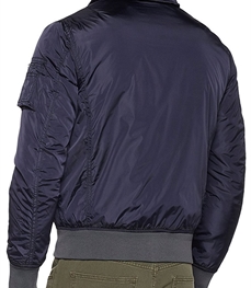 市场上装-夹克-时尚商务夹克