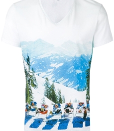 市场上装-T恤-休闲男装t恤