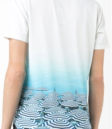 市场上装-T恤-休闲男装t恤