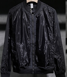 市场上装-夹克-时尚男装夹克