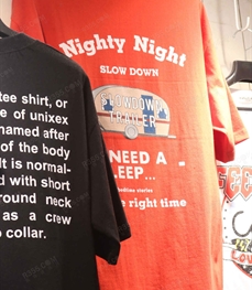 市场上装-T恤-（实拍）时尚男装t恤