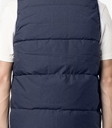 市场上装-马夹-休闲男装马甲