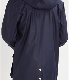 市场上装-中长外套-休闲男装中长外套