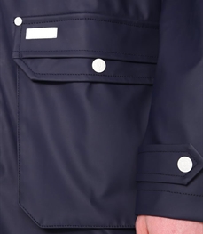 市场上装-中长外套-休闲男装中长外套