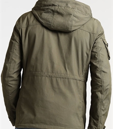 市场上装-中长外套-休闲男装中长外套