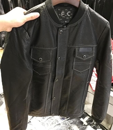 市场上装-皮衣-时尚男装皮衣