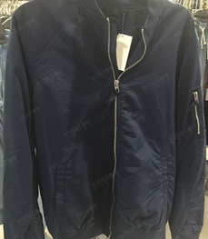 市场上装-夹克-（实拍）时尚商务夹克