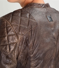 市场上装-皮衣-休闲男装皮衣