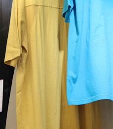 市场上装-T恤-（实拍）时尚男装t恤