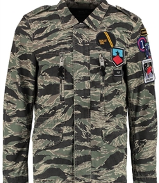 市场上装-夹克-休闲男装夹克