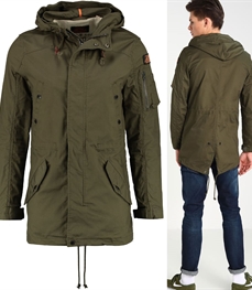 市场上装-中长外套-休闲男装中长外套
