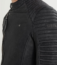 市场上装-皮衣-休闲男装皮衣