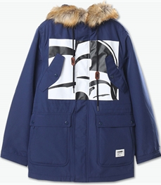 市场上装-中长外套-休闲男装中长外套