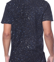 市场上装-T恤-时尚男装t恤