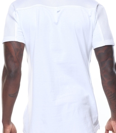 市场上装-T恤-时尚男装t恤