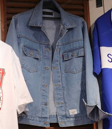 市场上装-夹克-（实拍）时尚男装夹克